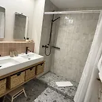 Apartment Homes Rancho 445 *